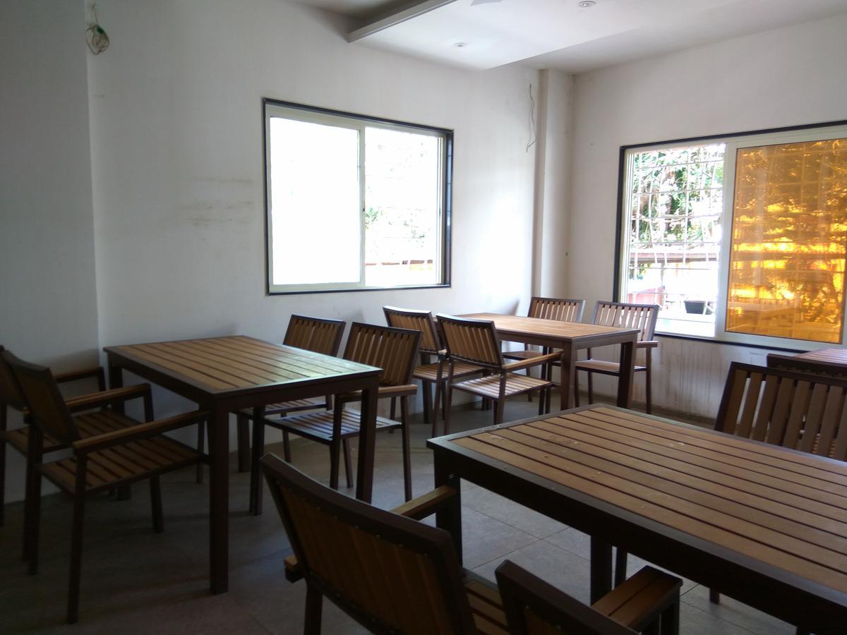Manasi Inn Satara Dış mekan fotoğraf