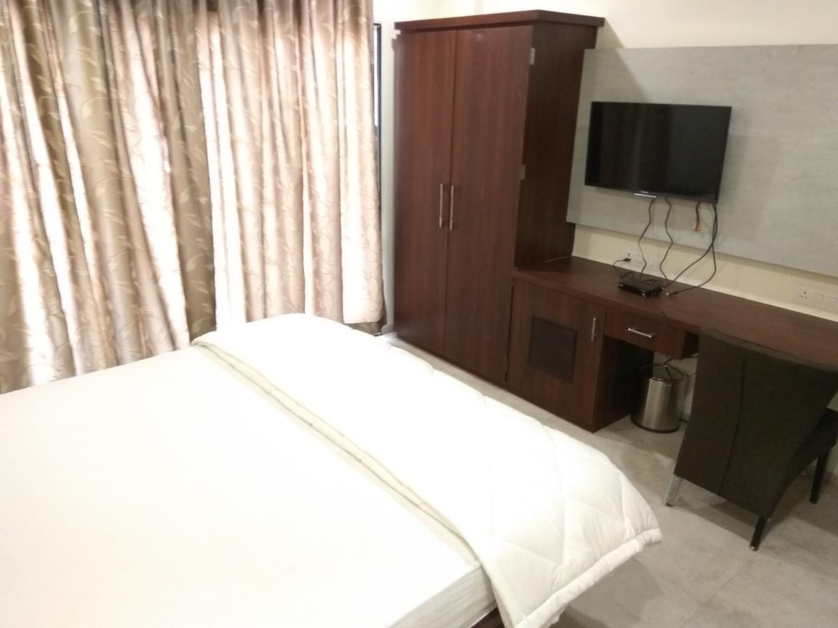 Manasi Inn Satara Dış mekan fotoğraf