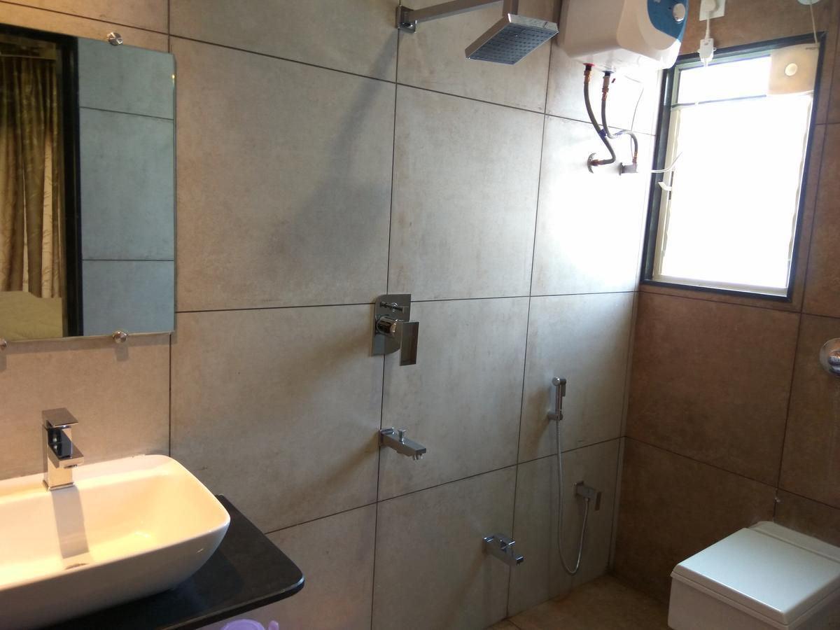 Manasi Inn Satara Dış mekan fotoğraf